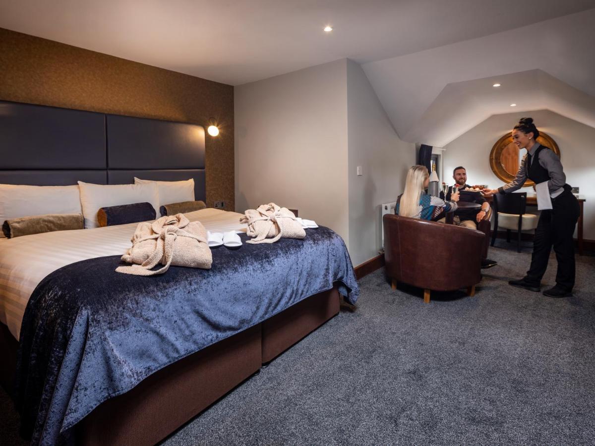 Treacys Hotel & Leisure Centre واتيرفورد المظهر الخارجي الصورة